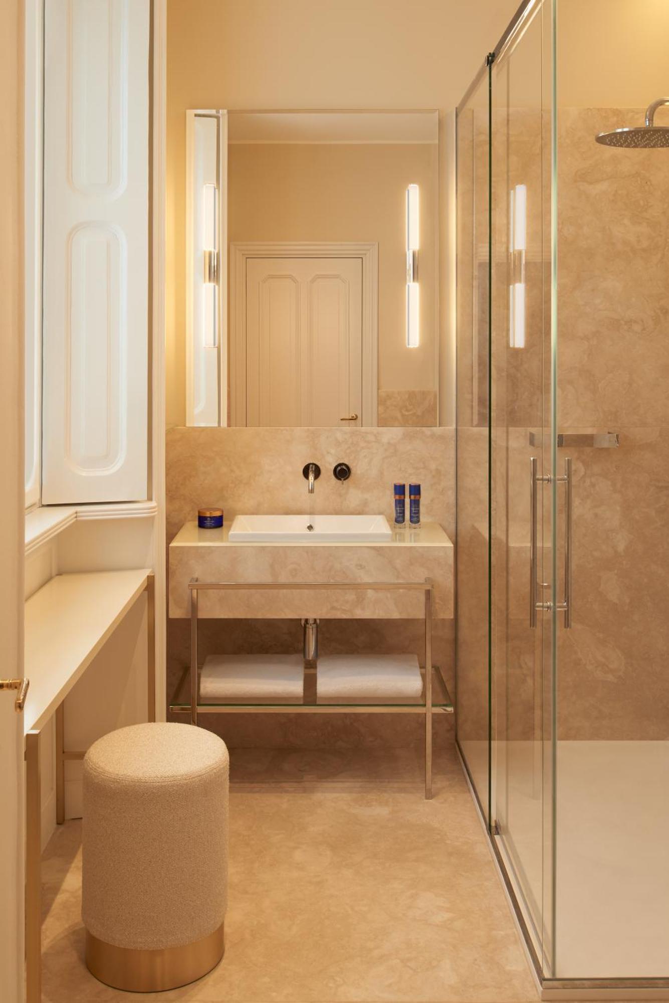 Amabilia Suites Milánó Kültér fotó